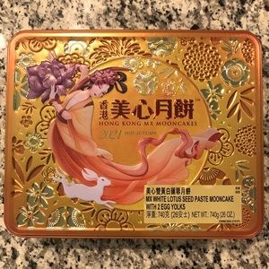 HONG KONG MX MOONCAKES 2021 MID-AUTUMN (Lotus Seed Paste with 2 egg Yolks (4))